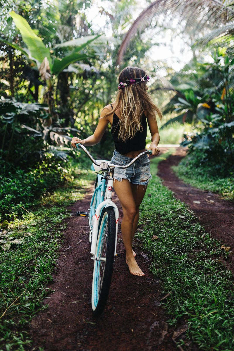 Teenage Girl Finds Mom’s Debit Card, Spends $64k on Games